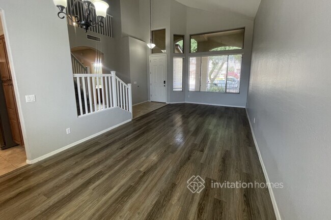Building Photo - 14431 W Evans Dr