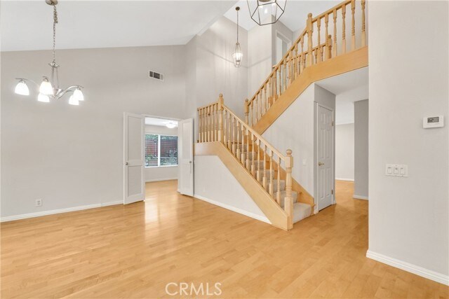 Foto del edificio - 17 Entrada E