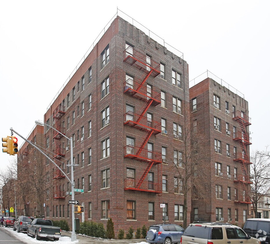 6801 19th Ave, Brooklyn, NY 11204 Apartments in Brooklyn, NY