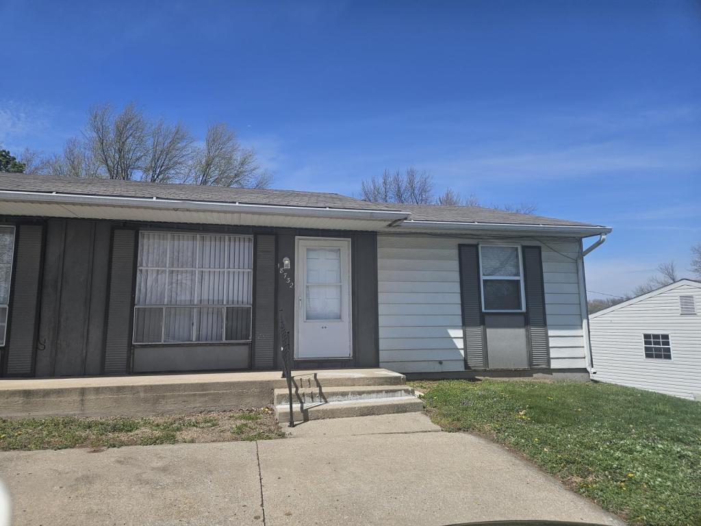 Foto principal - 18732 E Blackhawk Trail