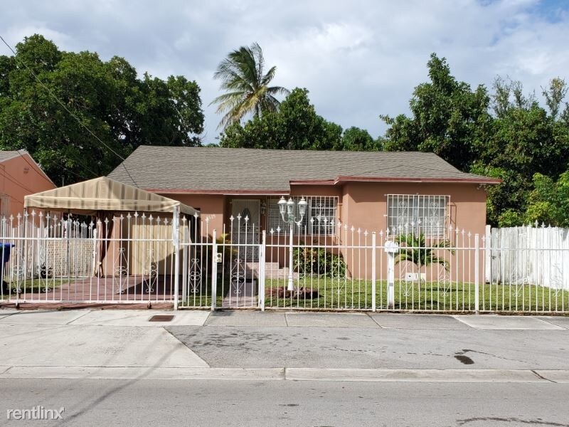 Primary Photo - 5 br, 2 bath House - 1325 NW 33RD ST