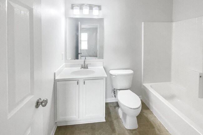 Foto del edificio - 7816 Birch Creek Dr