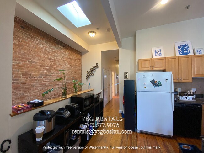 Foto del edificio - 306 Western Ave