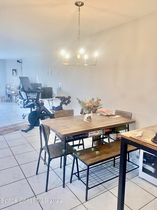 Foto del edificio - 1241 Beachside Ln