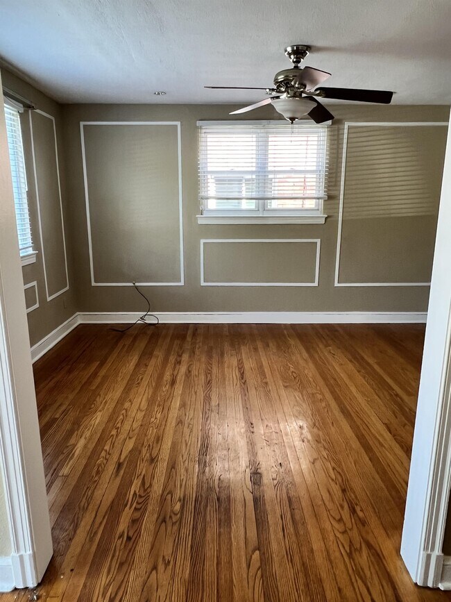 Building Photo - 5333 Ames St