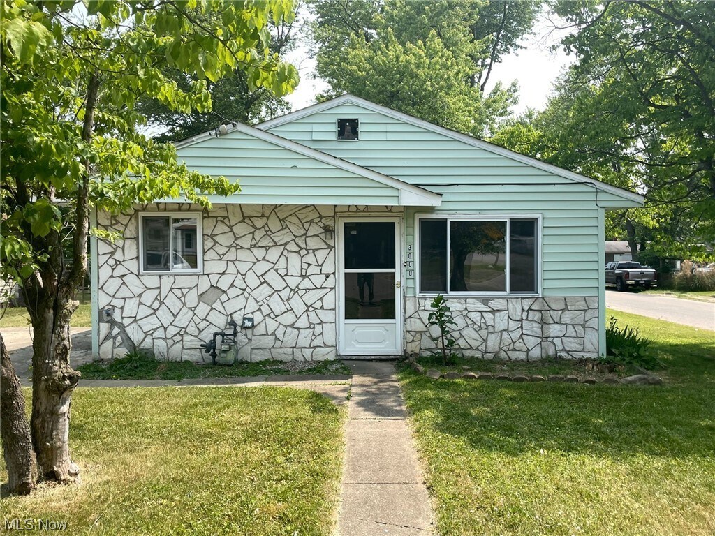 3000 Fairmount St NE, Canton, OH 44705 House for Rent in Canton, OH