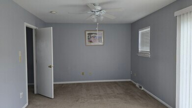 Building Photo - 22 Oyster Bay Rd