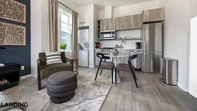 Building Photo - 3022 Zuni St