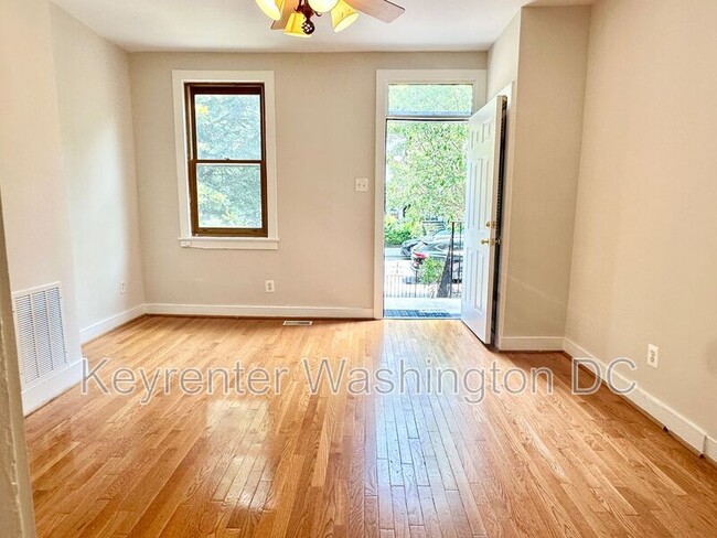 Building Photo - 1528 8th St NW