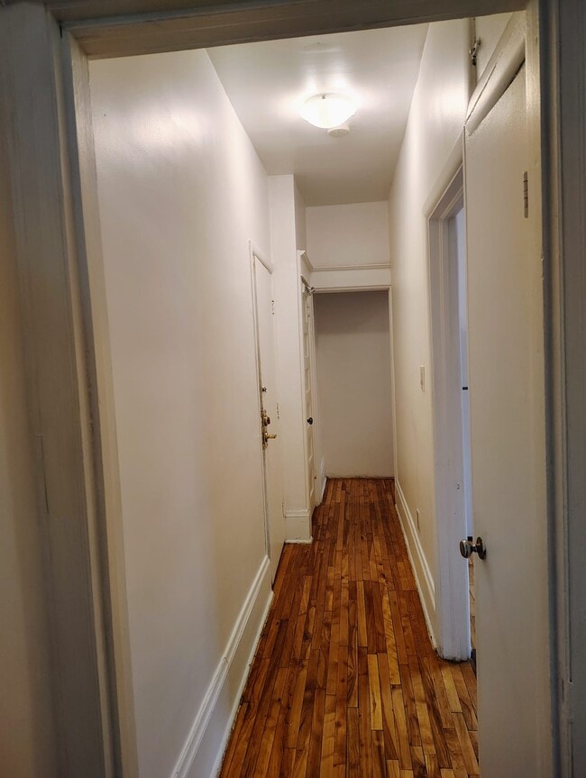 Building Photo - 362 Friel St