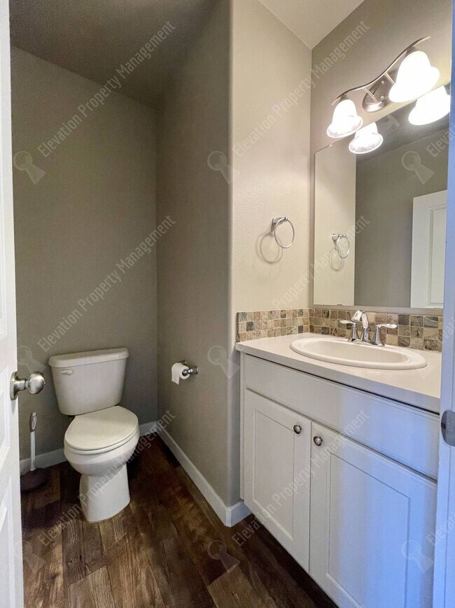 Foto del edificio - Rare 5 BR home in Southwest Redmond