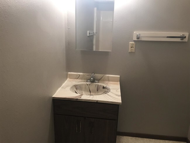 Foto del edificio - 911 E Lincoln Ave