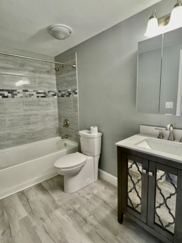 Foto del edificio - 13290 Laurel Rd NE