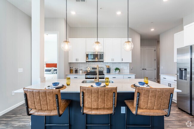 Suite C - 2Br, 2Br - 1.167 ft² - Essex Apartments