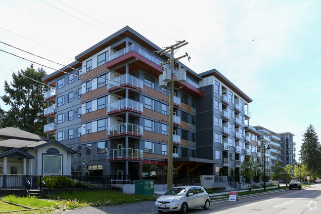 Building Photo - Everlea Apartments  