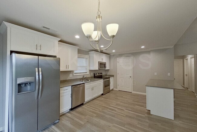 Building Photo - 560 Co Rd 71