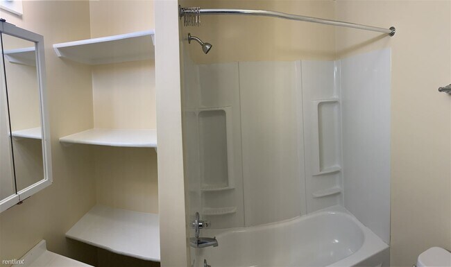 Building Photo - 3 br, 2 bath House - 443 Carrier St NE