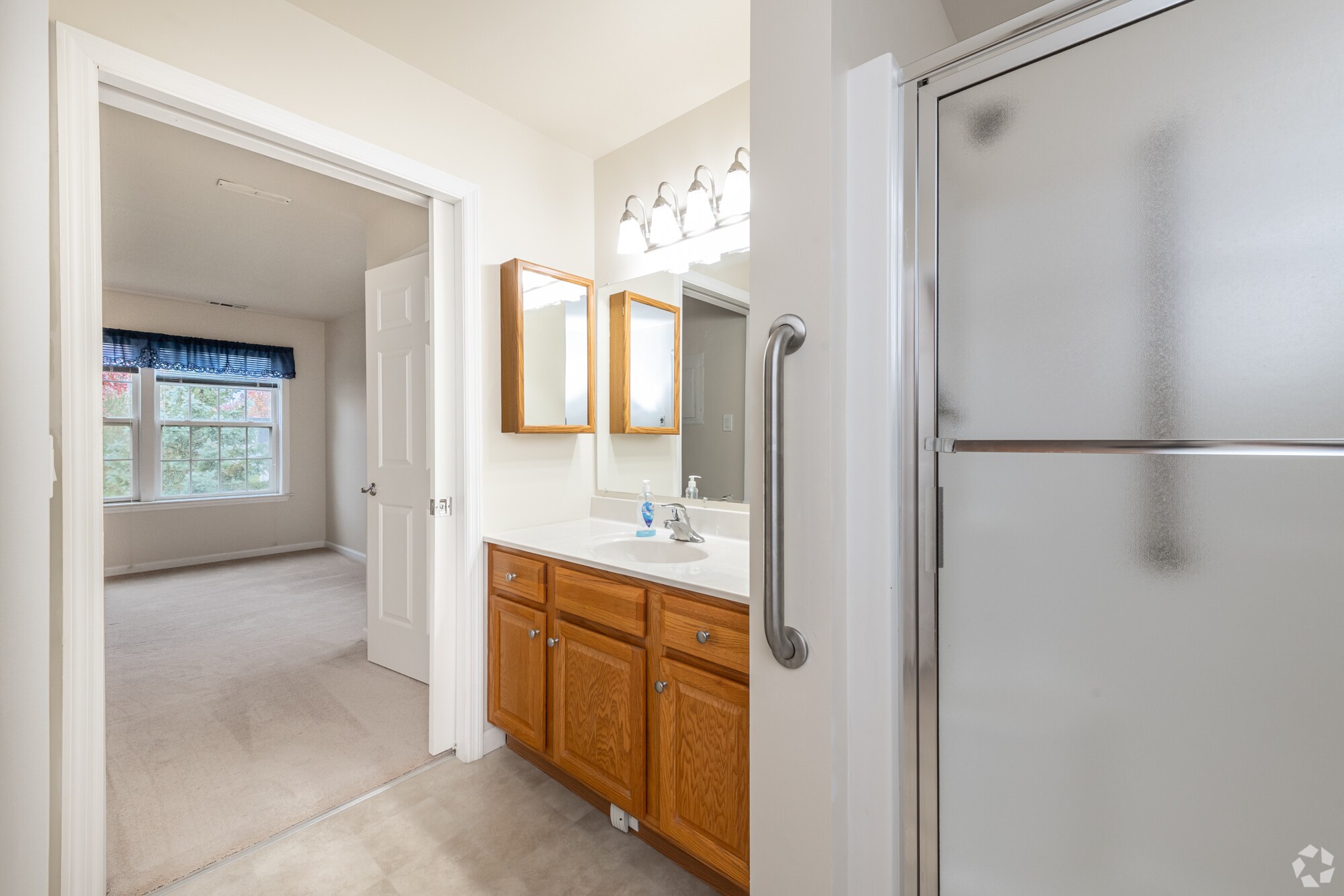 Royalton Apartments - Senior Living – photo 4