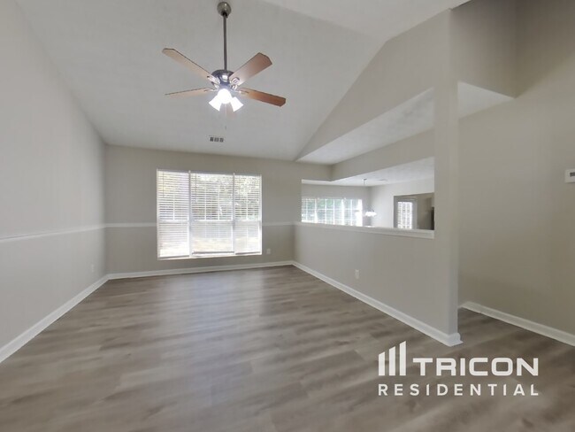 Building Photo - 855 Plumbridge Ct