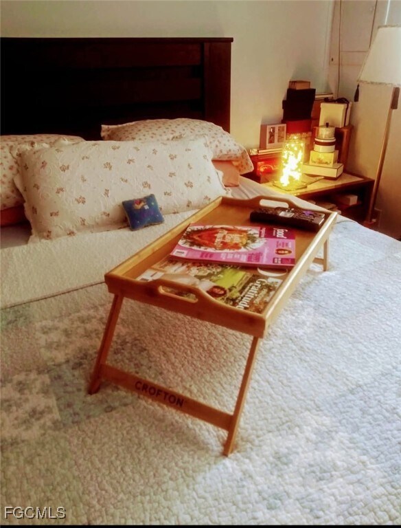 Foto del edificio - 26 Hamlin Ct