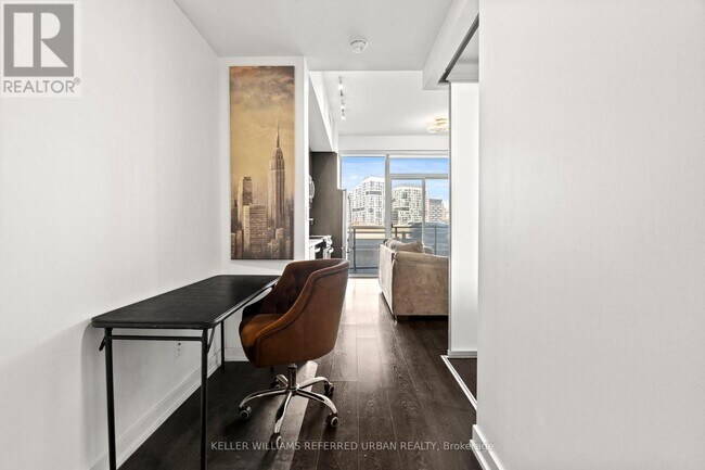 Building Photo - 50 Bruyeres Mews