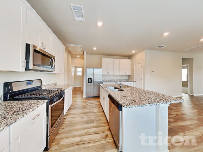 Building Photo - 3525 Stride Ln