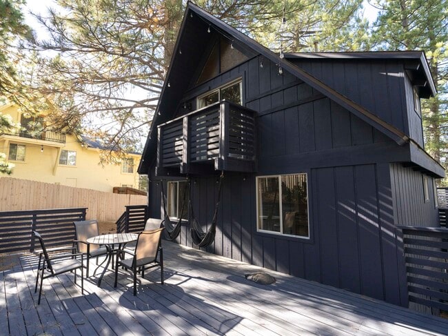 Building Photo - 32355 Nordic Dr