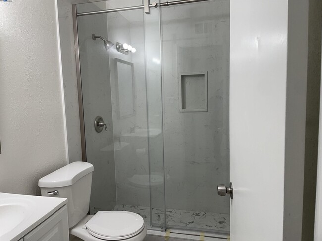 Foto del edificio - 8160 Ensenada Dr