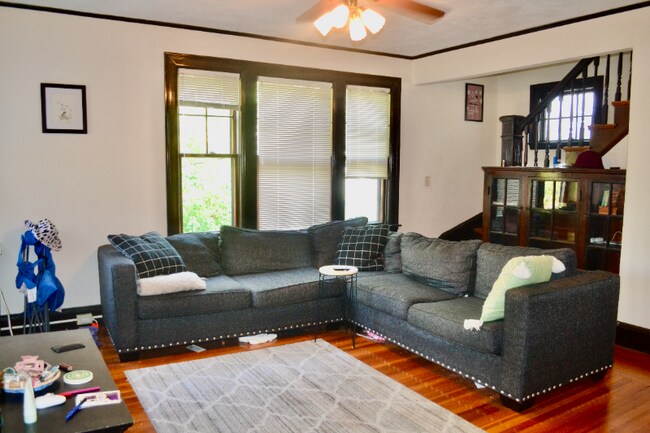 Foto del edificio - 291-293 Mt Auburn St