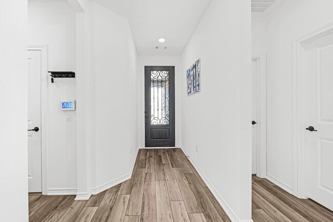 Foto del edificio - 1325 Tan Gable Ln