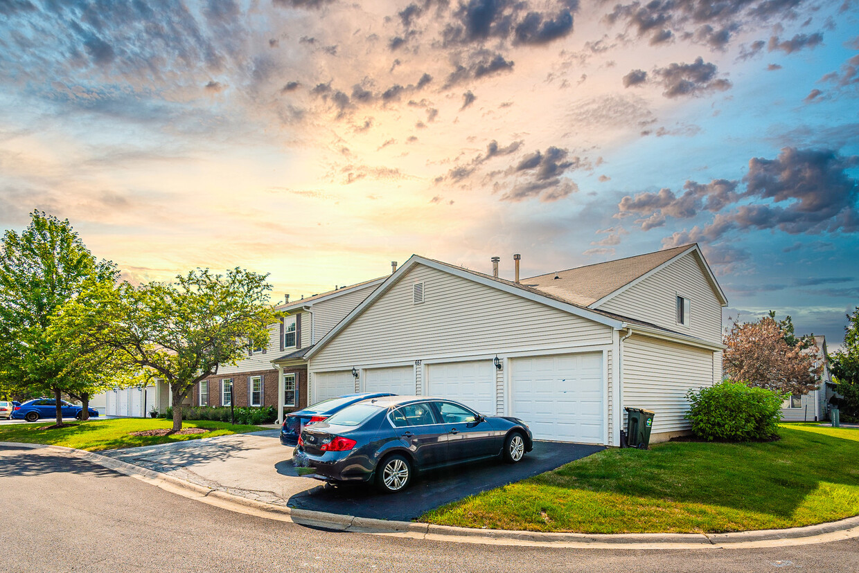 Foto principal - 657 Thorntree Ct