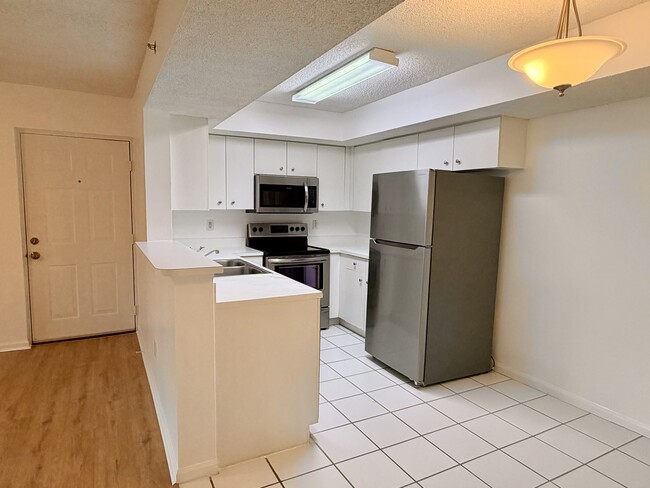 Foto del edificio - 5530 NW 61st St