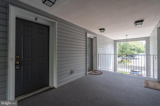 Building Photo - 2703 Snowbird Terrace