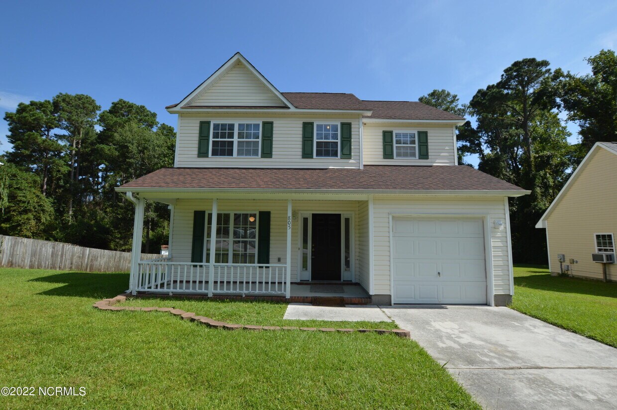 Foto principal - 805 Huff Dr