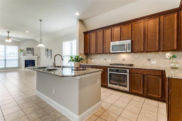 Primary Photo - 2400 Wrexham Dr