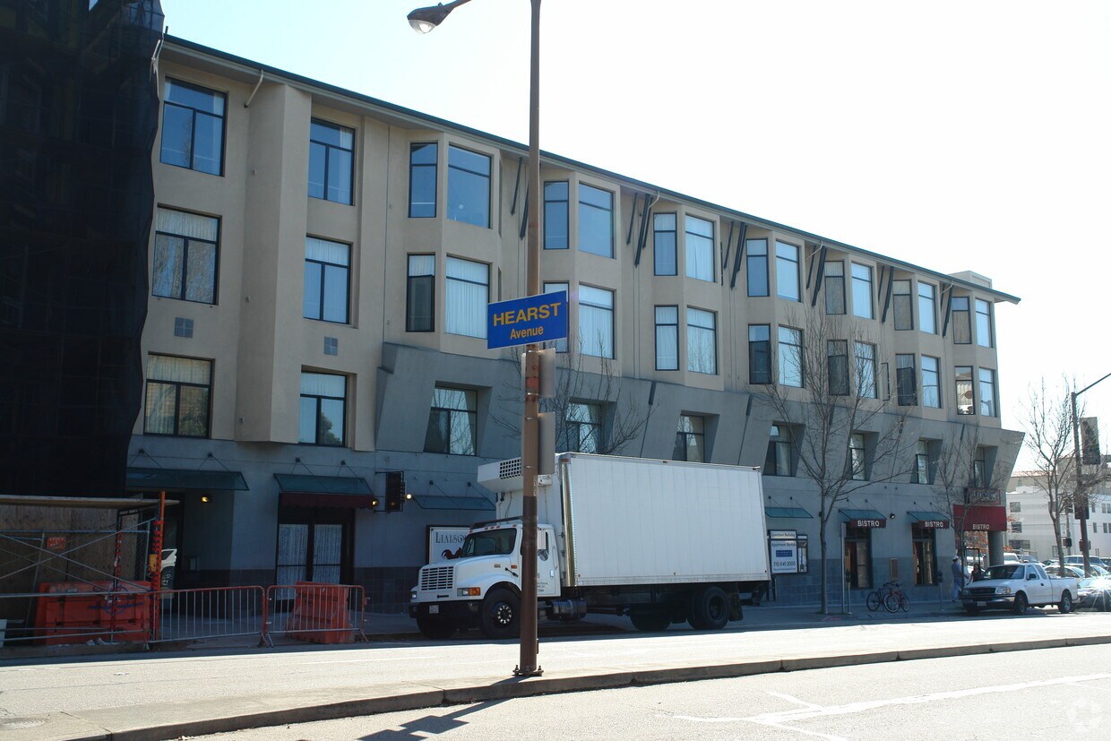 Shattuck Lofts Apartments in Berkeley, CA