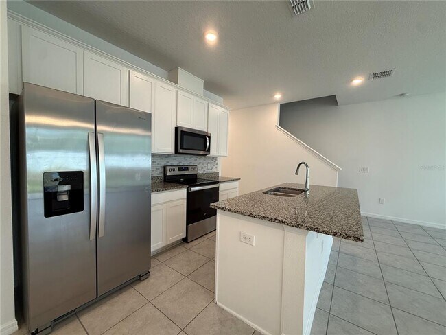 Building Photo - 15025 Willow Arbor Cir
