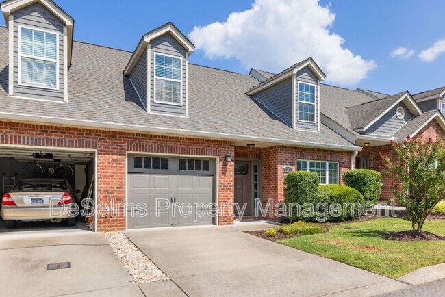 Foto del edificio - 3053 Whitland Crossing Dr
