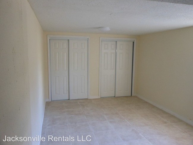 Building Photo - 1 br, 1 bath House - 2825 Moncrief Rd