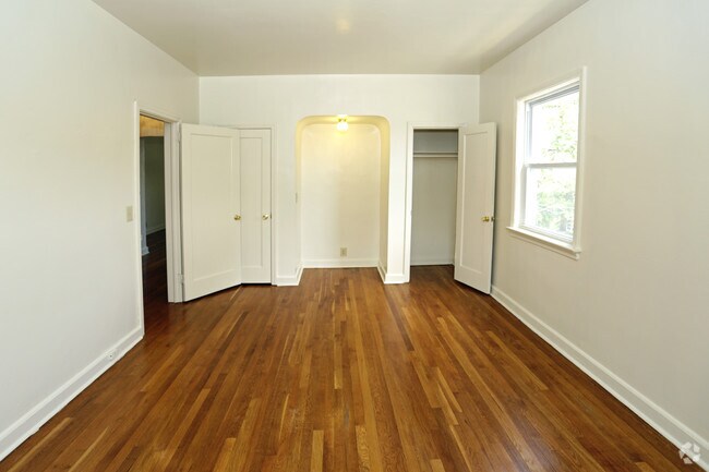 Monroe Garden Apartments Rentals Elizabeth NJ Apartmentscom Monroe Garden Apartments Rentals Elizabeth NJ Apartmentscom
