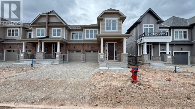 Building Photo - 156 McGill Ave