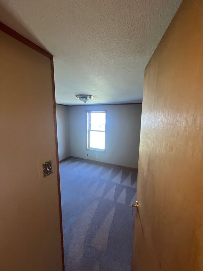Building Photo - Mobile Home For Rent / Rent to Own