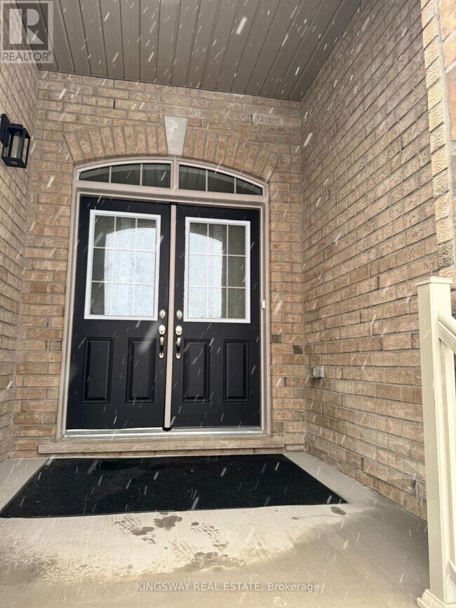 Photo du bâtiment - 45 Sanford Cir