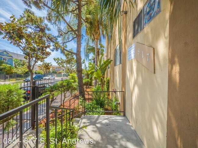 Foto del edificio - 817 S St Andrews Pl