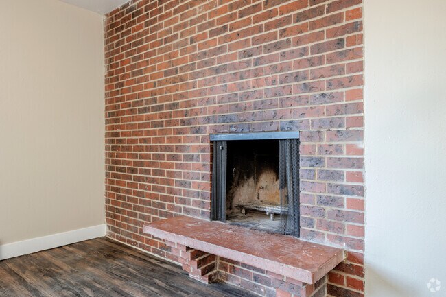 1 habitación, 1 baño, 490 pies cuadrados, chimenea - The Flats on Quebec