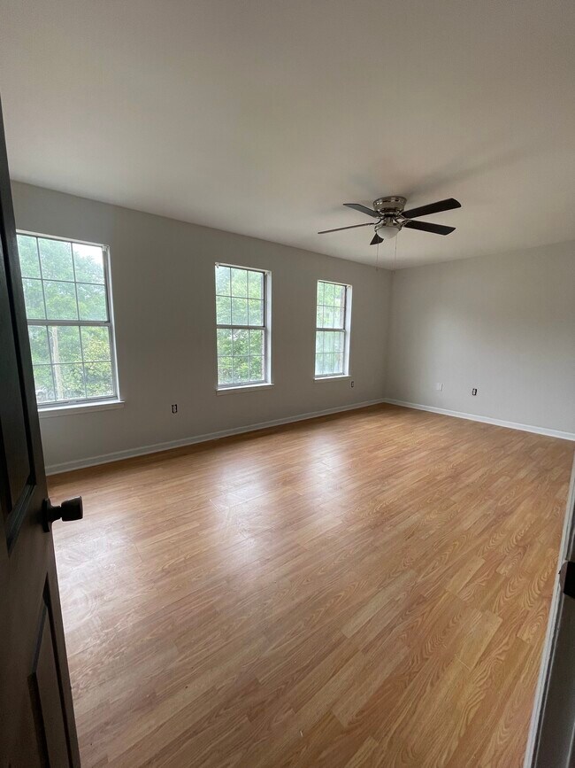 Dormitorio - 931 Mill Stone Dr