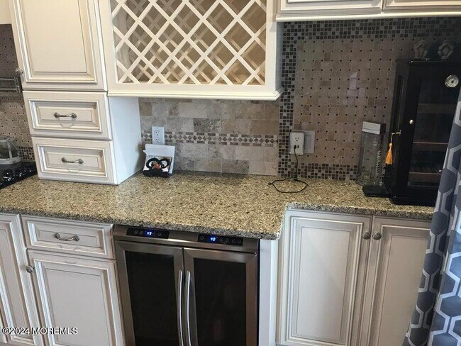 Foto del edificio - 3 Hillside Ct