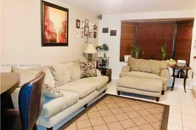 Foto del edificio - 10029 SW 77th Ct