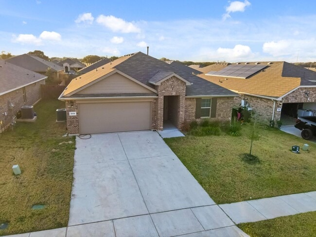 Building Photo - 4 bedroom home in Springtown, Texas