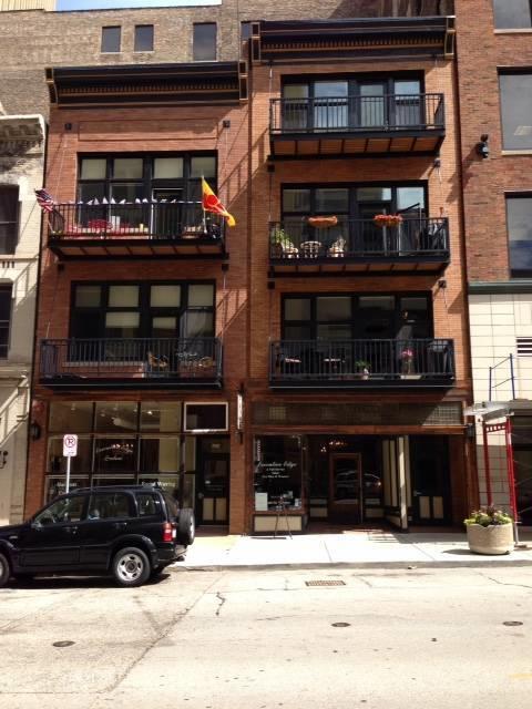 Primary Photo - 224 E Mason St